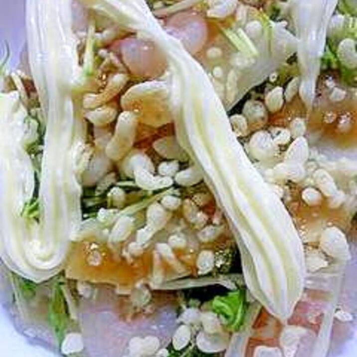 水菜とエリンギとえびの揚げ玉サラダ